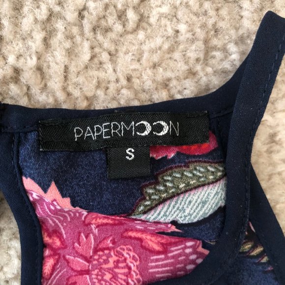 Cute Papermoon tank top - Picture 5 of 5